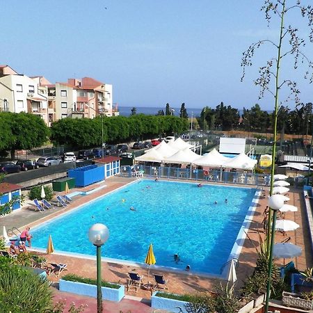 Pietre Nere Aparthotel Giardini Naxos Eksteriør bilde