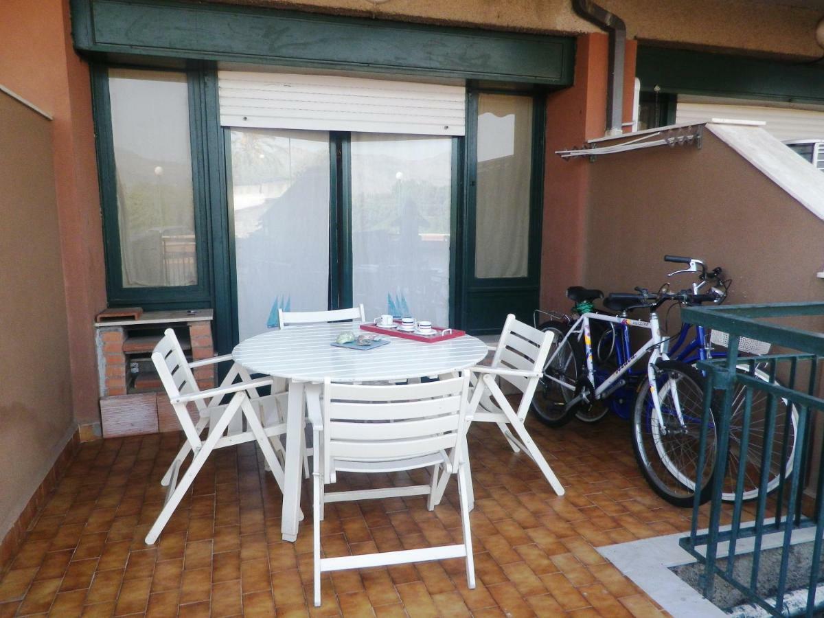 Pietre Nere Aparthotel Giardini Naxos Eksteriør bilde