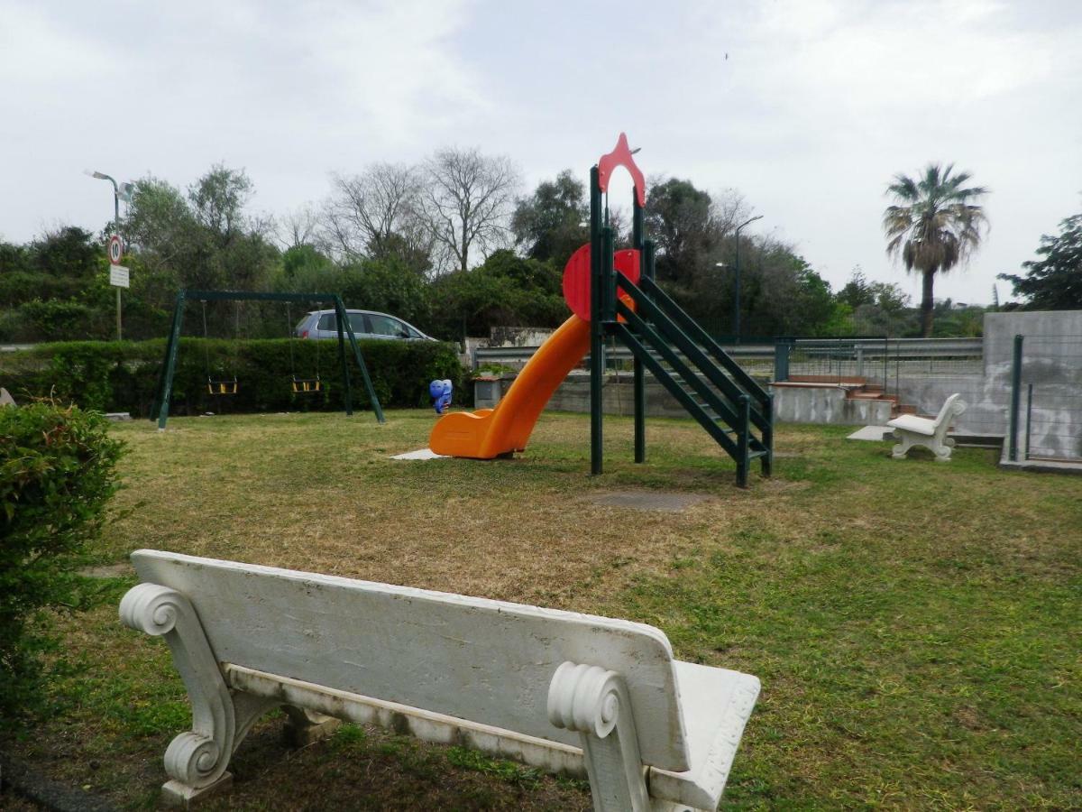 Pietre Nere Aparthotel Giardini Naxos Eksteriør bilde